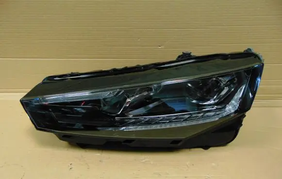 Skoda Scala Headlight/headlamp 655941015A