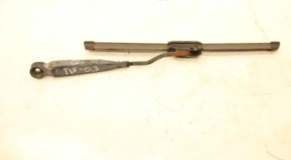 Chrysler Town u0026 Country IV Rear wiper blade 124030747