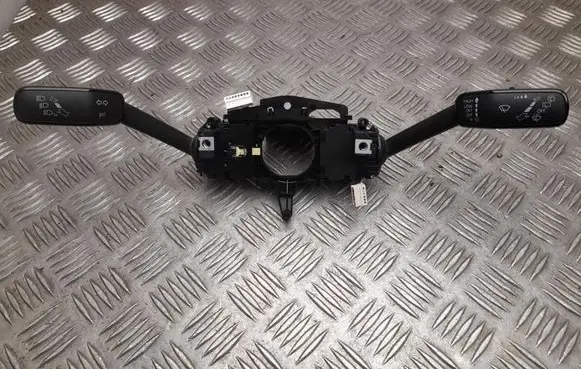Seat Ateca Wiper turn signal indicator stalk/switch 5Q1953507GA