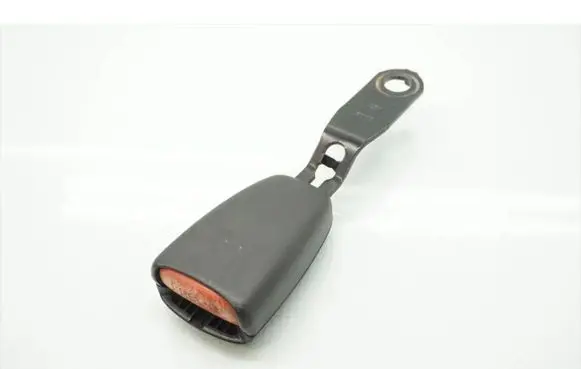 Front seatbelt buckle