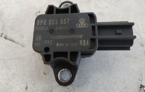 Audi A3 S3 8P Airbag deployment crash/impact sensor 8P0955557