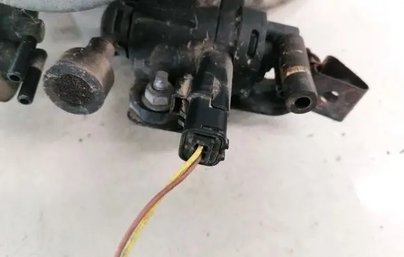 Citroen C8 Turbo solenoid valve 962897180 0928400309
