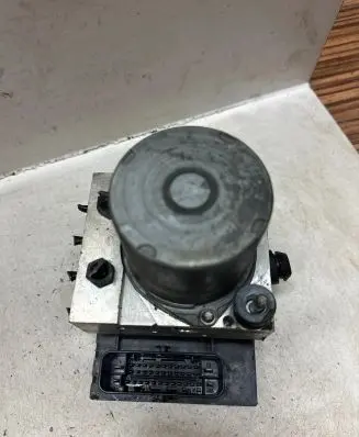Audi A6 S6 C6 4F ABS Pump 4F0614517AC 4F0910517AD