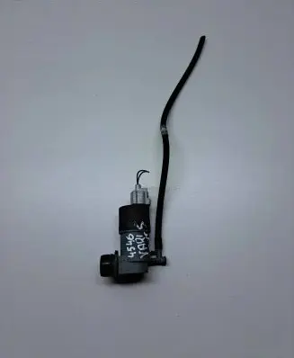 Toyota Yaris Windshield washer spray nozzle 863300D120
