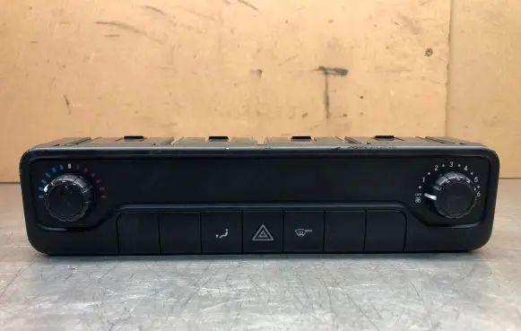 Mercedes-Benz Sprinter W907 W910 Climate control unit A9079055405 ZGS001 174700