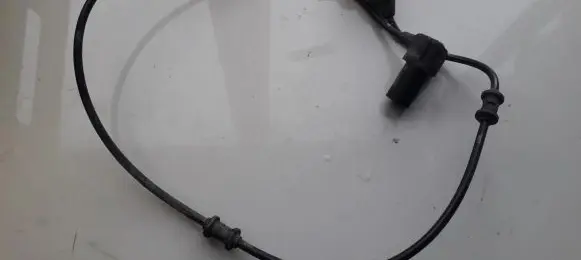 Mercedes-Benz A W168 ABS rear brake sensor 0265006371 A1685400317