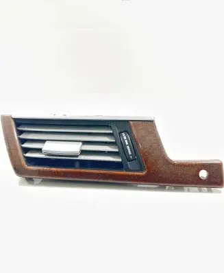Mercedes-Benz E W212 Dash center air vent grill A2128302654 06821001
