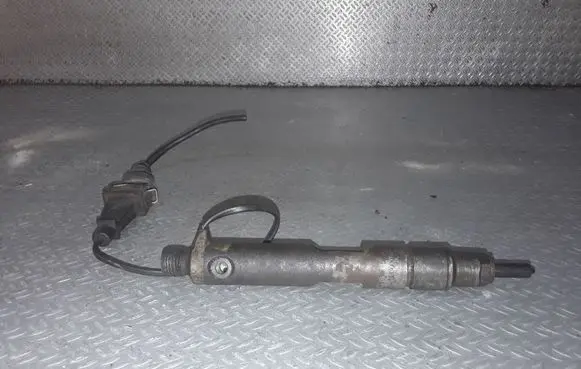 Ford Galaxy Fuel injector 028130201S