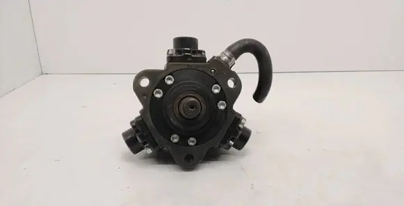 Opel Astra H Fuel injection high pressure pump 0055204599 01001396230 0445010097