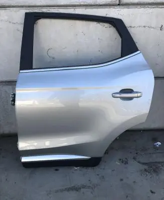 MG ZS Rear door