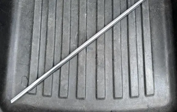 Volvo V60 Front door glass trim molding M3CFD M10C