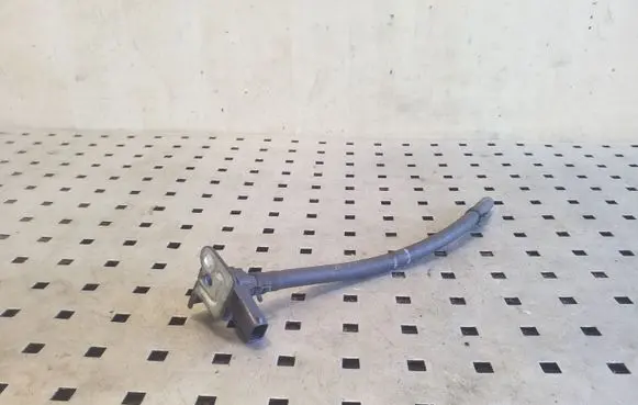 Jaguar XJL Exhaust gas pressure sensor