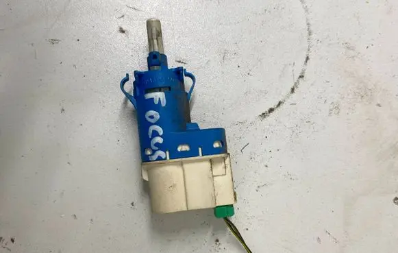 Ford Focus Brake pedal sensor switch 3M5T9C872AC