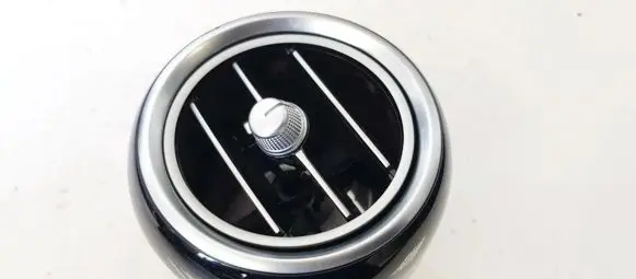 Mercedes-Benz GLC X253 C253 Dash center air vent grill A2058304204q4