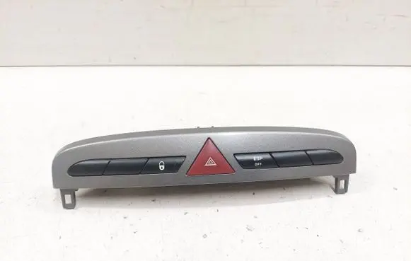 Peugeot 308 Hazard light switch 9659215177 03069010