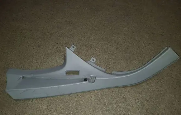 BMW 5 E60 E61 (D) pillar trim (bottom) 51437049903 55220010