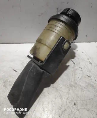Power steering fluid tank/reservoir