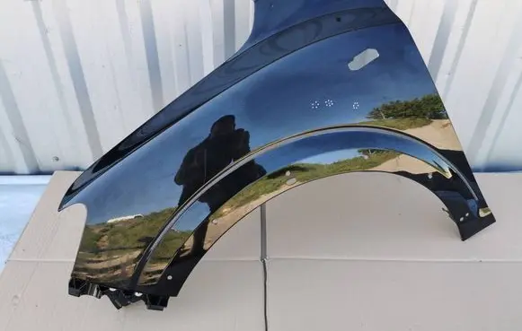Dacia Sandero III Fender 622231356R