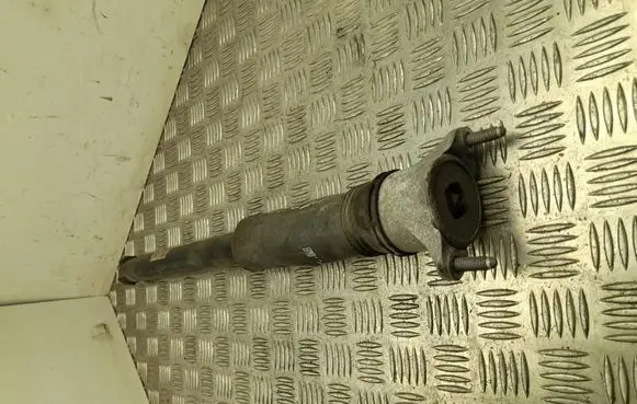 Mercedes-Benz CLA C118 X118 Rear shock absorber/damper A1183200800