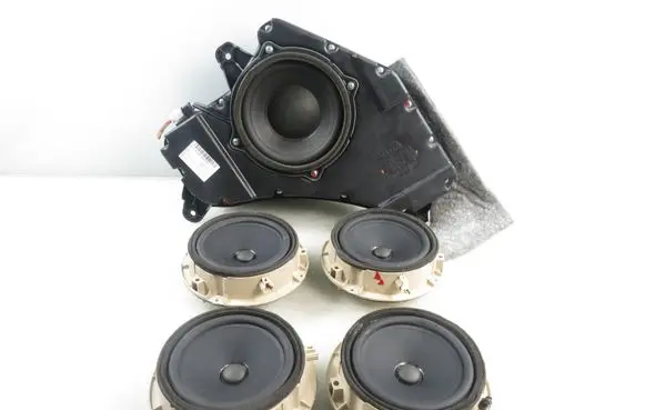 KIA Sportage Front door speaker 963303W500 963803W000