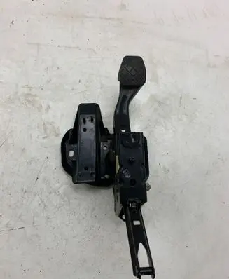 Volkswagen Golf IV Brake pedal 1J1721631C 010102