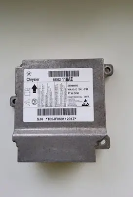 Chrysler Town & Country V Airbag control unit/module 68062118AE 5WY86930 T0EJF06911201Z