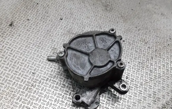 Peugeot 407 Vacuum pump