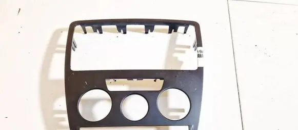 Skoda Octavia Mk2 (1Z) Other interior part 1z0858069 00101