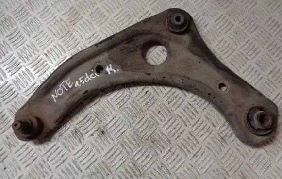 Nissan Note (E12) Front lower control arm/wishbone