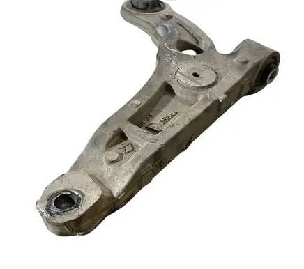 Jeep Cherokee Front lower control arm/wishbone 68210238AG 4668994AC 4668994AD