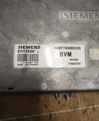 Renault Espace II Engine control unit/module HOM7700860329 S111723105A 7700872167