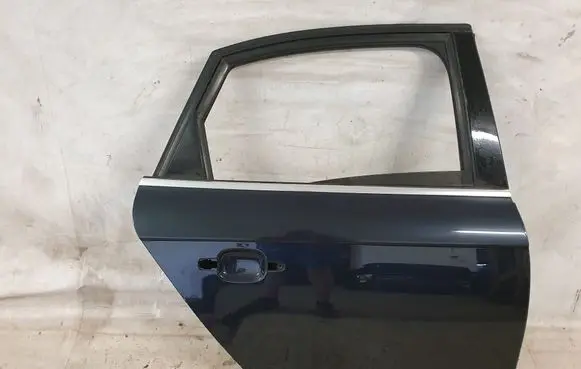 Rear door