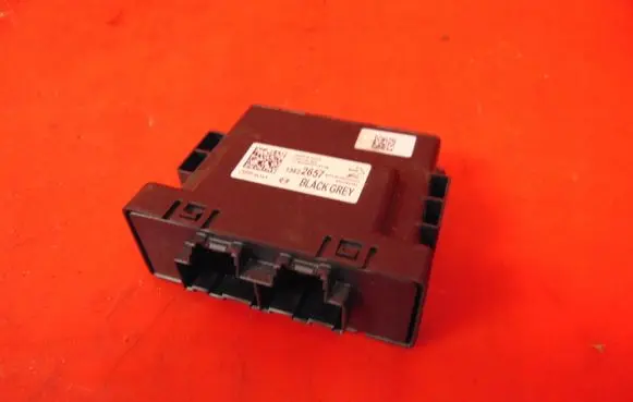 Opel Karl Gateway control module 13522657 GK2