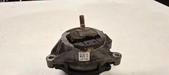 BMW 3 F30 F35 F31 Engine mount bracket 6856403
