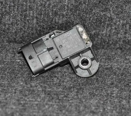 Opel Insignia A Air pressure sensor 028100607755568175