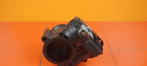 Mini One - Cooper Clubman R55 Throttle body valve V757438080 N14B16A