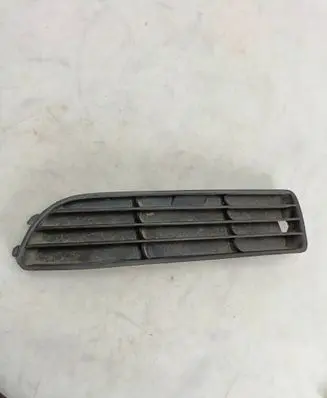 Audi A4 S4 B5 8D Front bumper lower grill 8D0807345B 8D0807345