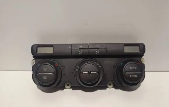 Skoda Octavia Mk2 (1Z) Climate control unit 74793250 16110751