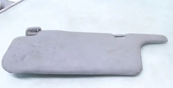 Subaru Legacy Sun visor