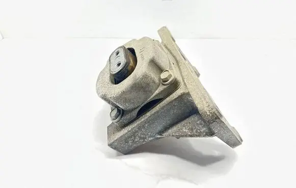 Dodge Charger Gearbox mounting bracket 05147200AD