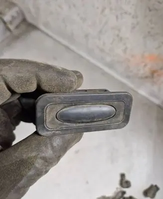 Renault Laguna III Tailgate opening switch 8200076256