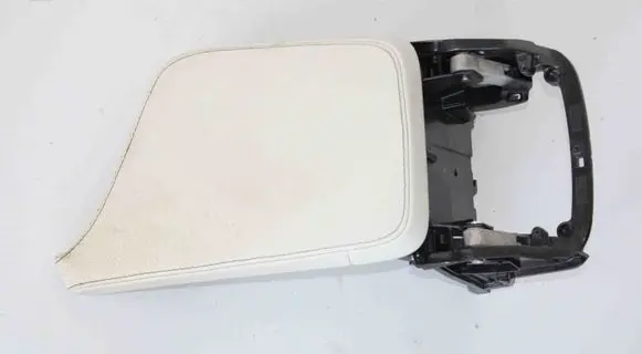 Volvo XC90 Armrest 31420995