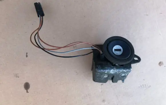 Fiat Punto (188) Tailgate exterior lock 