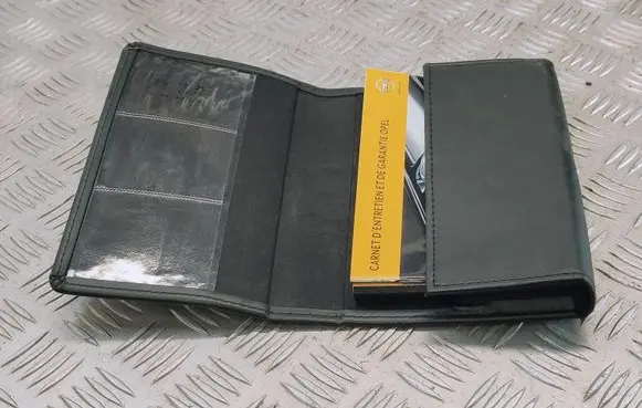 Opel Zafira C Owners service history hand book 