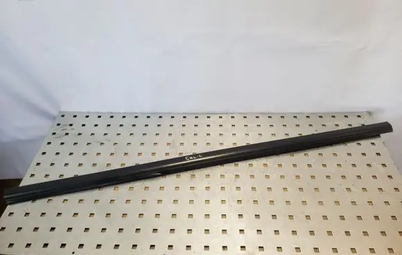 Hyundai Terracan Rear door glass trim molding