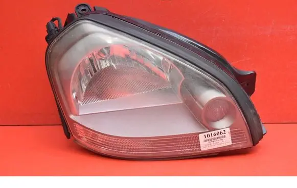 Hyundai Tucson JM Headlight/headlamp 92102-2EXXX