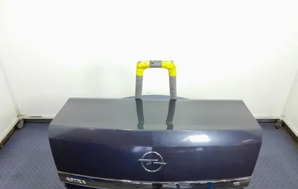 Opel Astra H Tailgate/trunk/boot lid