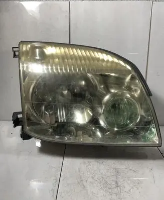 Nissan X-Trail T30 Headlight/headlamp 1669