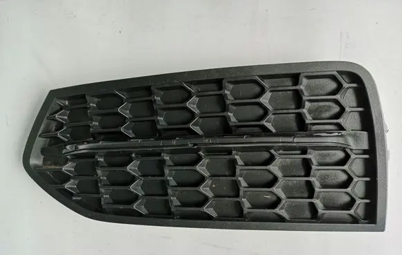 BMW 2 F22 F23 Front bumper lower grill 8055955