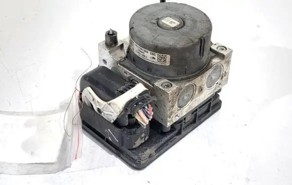 Peugeot 2008 I ABS Pump 9817961380